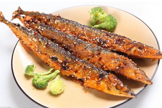 梅香秋刀魚