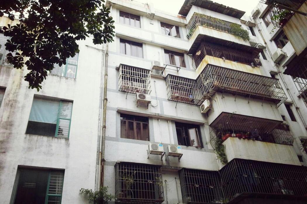 糧發大廈 糧發大廈