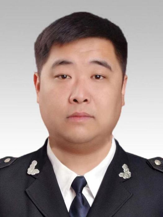 劉迪(遼寧省營口市老邊區市場監督管理局黨組書記、局長) 劉迪(遼寧省營口市老邊區市場監督管理局黨組書記、局長)