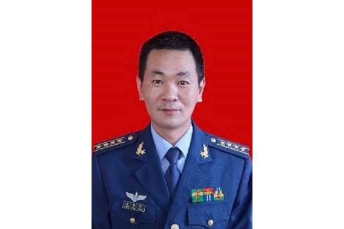 黃險峰(解放軍94686部隊政治委員) 黃險峰(解放軍94686部隊政治委員)