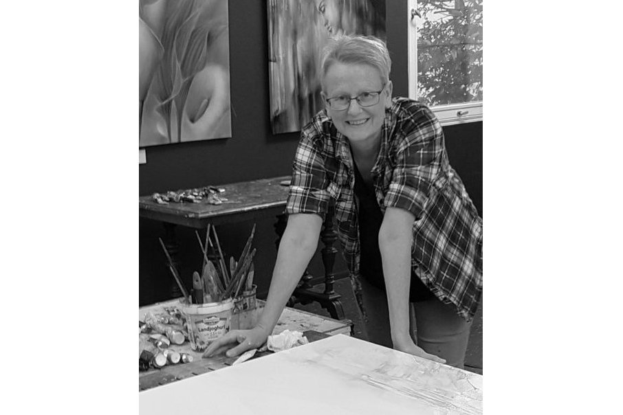 Annette Schmucker Annette Schmucker