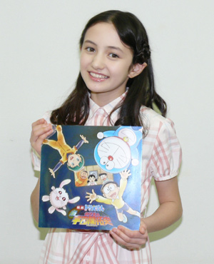 2009年，Ayaka參加哆啦A夢配音