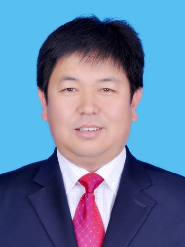 蘇雅拉圖(內蒙古鄂爾多斯市生態環境局黨組書記、局長) 蘇雅拉圖(內蒙古鄂爾多斯市生態環境局黨組書記、局長)