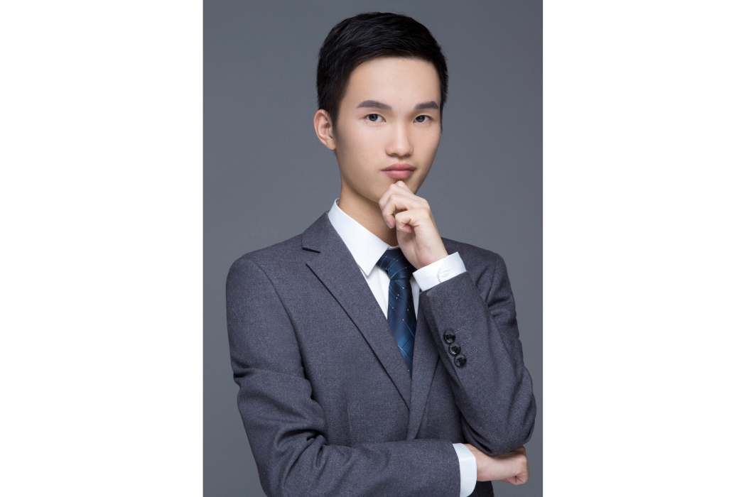 張炳剛(90後行銷落地導師,業績增長架構師) 張炳剛(90後行銷落地導師,業績增長架構師)