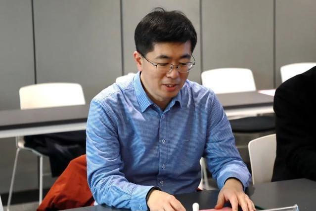 鄭波(濰坊市教育局民辦教育與繼續教育科科長) 鄭波(濰坊市教育局民辦教育與繼續教育科科長)
