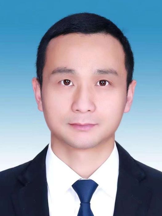 呂津(浙江省永康市商務局黨委委員、三級主任科員) 呂津(浙江省永康市商務局黨委委員、三級主任科員)