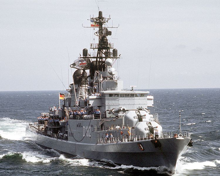 漢堡級驅逐艦什勒斯維希-霍爾斯坦號
