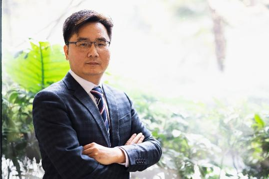 李松(三農股份暨中泰金能投資及未來資本董事長) 李松(三農股份暨中泰金能投資及未來資本董事長)