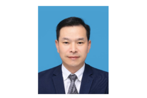 何毅(溫州大學教師教育學院黨委書記)