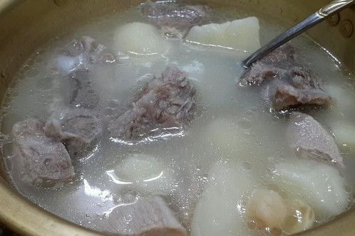 土豆蓮子排骨湯