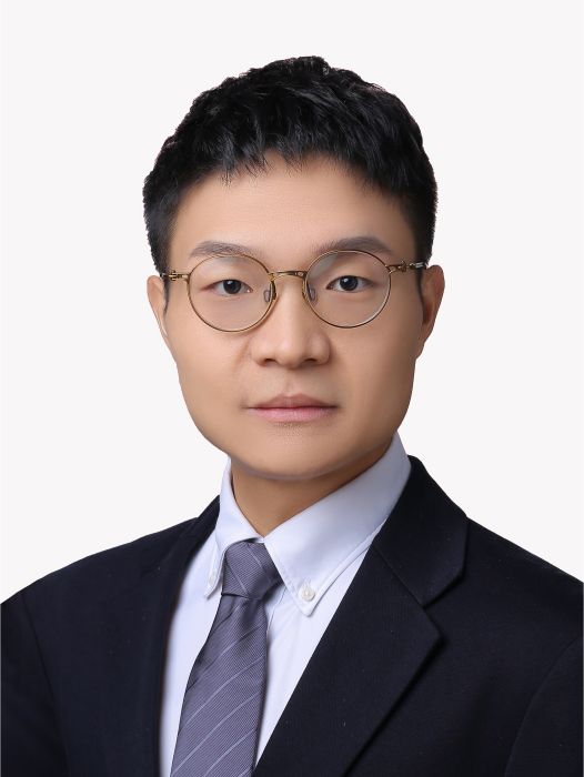 王伊倫