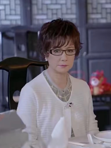 楊嬋(家庭愛情劇《多功能老婆》中的角色) 楊嬋(家庭愛情劇《多功能老婆》中的角色)