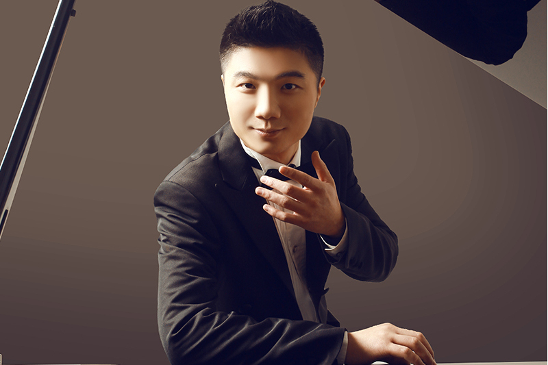 周思言(澳大利亞墨爾本國際青少年音樂大賽監審) 周思言(澳大利亞墨爾本國際青少年音樂大賽監審)