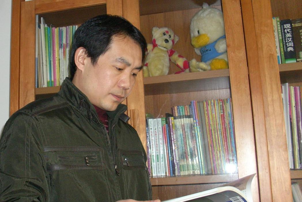 董林(濟寧學院美術系教授) 董林(濟寧學院美術系教授)