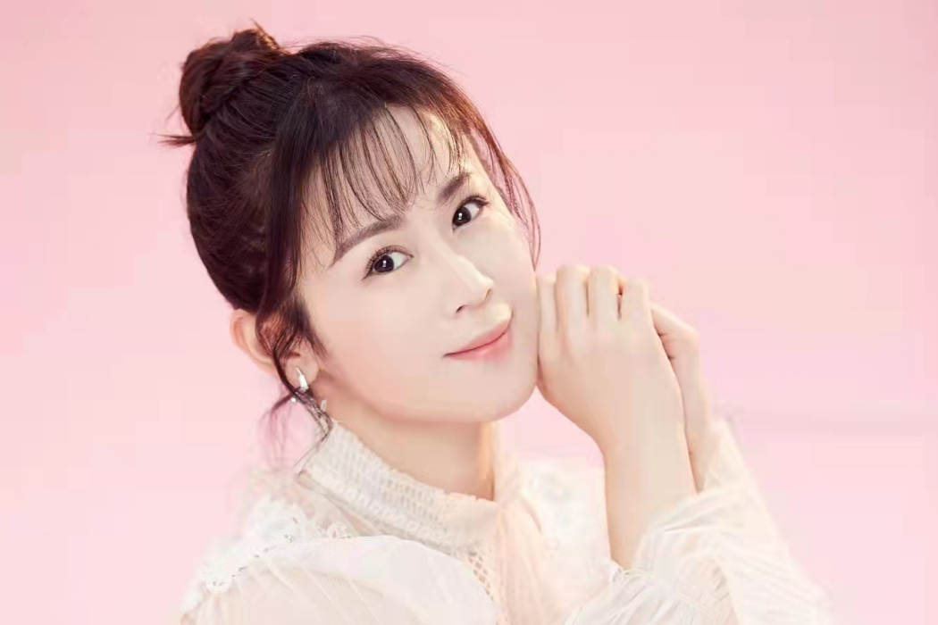 侯美(北京京劇院青年團青衣演員,宗張派) 侯美(北京京劇院青年團青衣演員,宗張派)