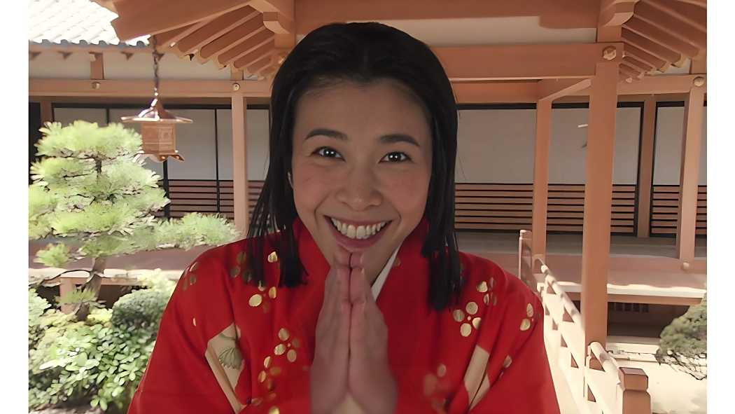 茶茶(電視劇《真田丸》中的女性角色,由竹內結子飾演) 茶茶(電視劇《真田丸》中的女性角色,由竹內結子飾演)