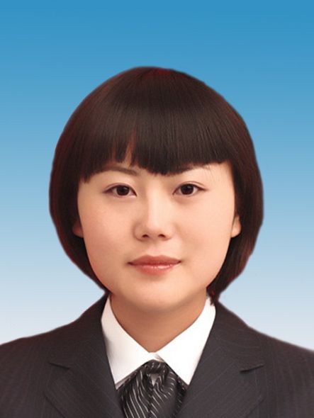 岳海莉 岳海莉