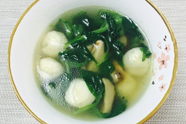 菠菜魚丸 菠菜魚丸