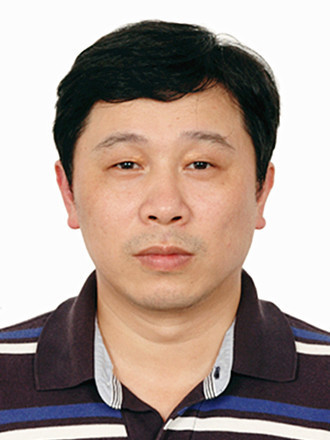 龍隆(中南大學湘雅醫院心臟大血管外科醫師) 龍隆(中南大學湘雅醫院心臟大血管外科醫師)