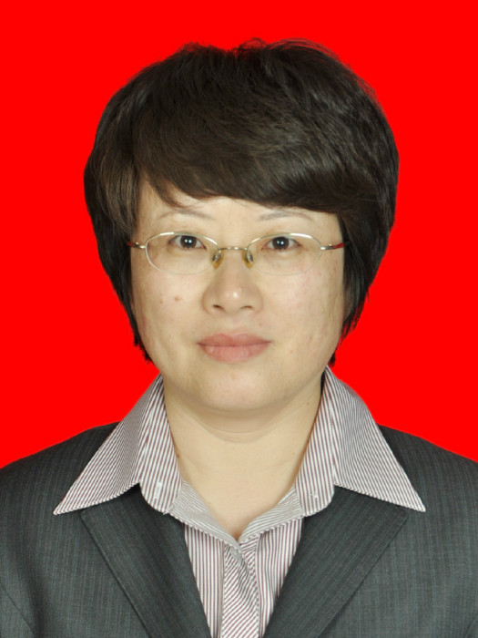何輝萍 何輝萍
