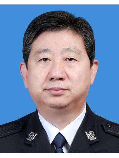 薑桂海(河北省滄州市人民政府黨組成員、副市長,市公安局黨委書記、局長、督察長,市委政法委員會委員) 薑桂海(河北省滄州市人民政府黨組成員、副市長,市公安局黨委書記、局長、督察長,市委政法委員會委員)