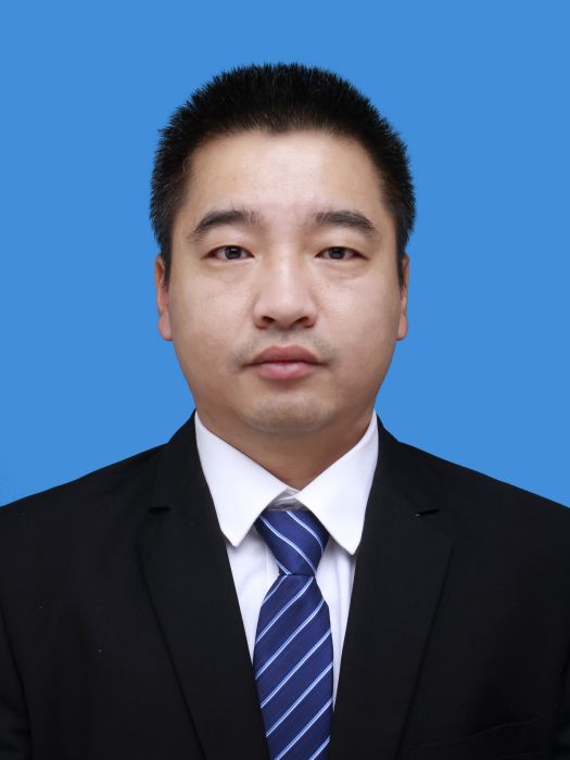 徐馳(重慶市黔江區招商投資局黨組成員,副局長) 徐馳(重慶市黔江區招商投資局黨組成員,副局長)