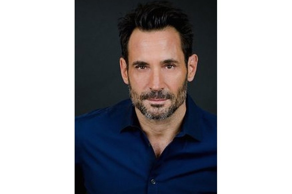Gregory Zarian Gregory Zarian