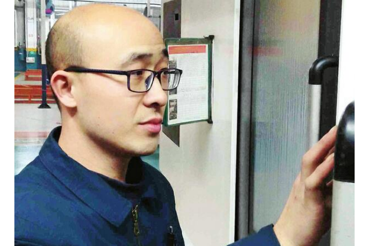 王永學(中國重汽集團濟南橋箱有限公司員工) 王永學(中國重汽集團濟南橋箱有限公司員工)