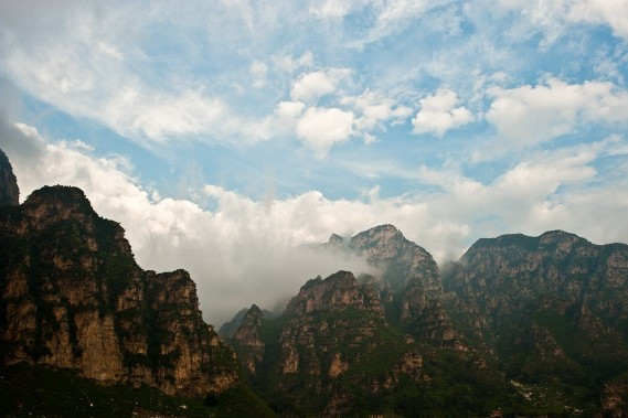 群峰爭奇 群峰爭奇