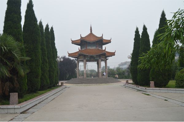 龍霄公園 龍霄公園
