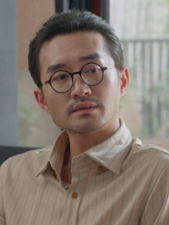 徐懷遠(都市情感劇《第二次擁抱》中的男配角) 徐懷遠(都市情感劇《第二次擁抱》中的男配角)