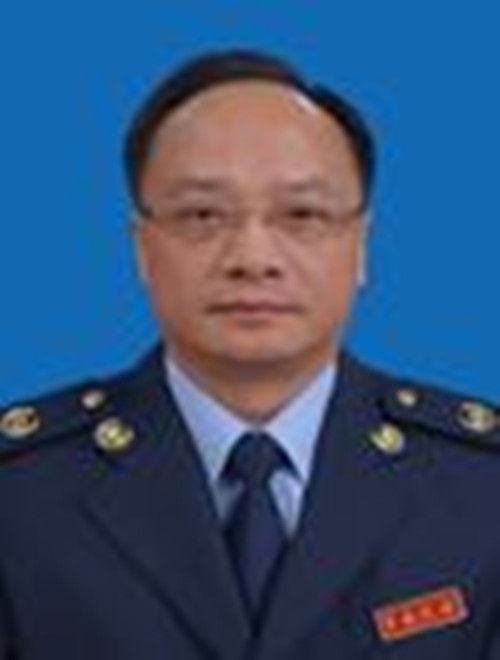 朱劍鋒(國家稅務總局清遠市清新區稅務局副局長) 朱劍鋒(國家稅務總局清遠市清新區稅務局副局長)