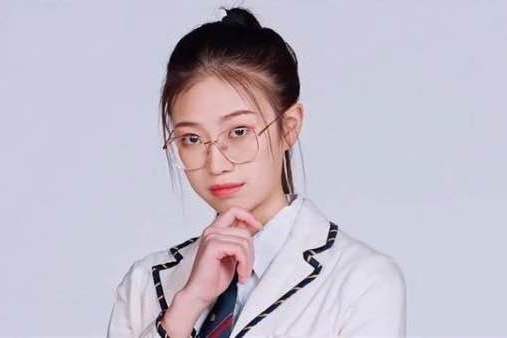 廖藝恆 廖藝恆