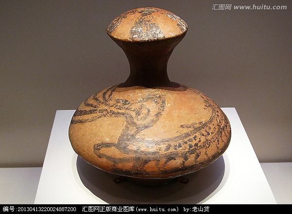 魚鳥紋彩陶壺