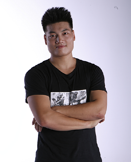 易屹(中國男演員) 易屹(中國男演員)