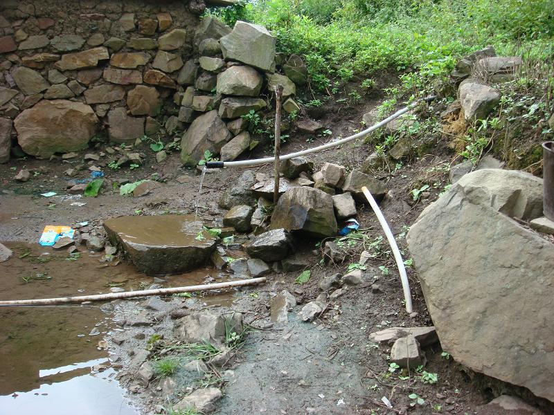 龍洞山自然村用水