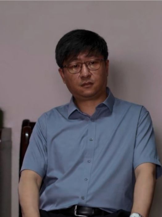明路(當代都市劇《縣委大院》中的男配角) 明路(當代都市劇《縣委大院》中的男配角)