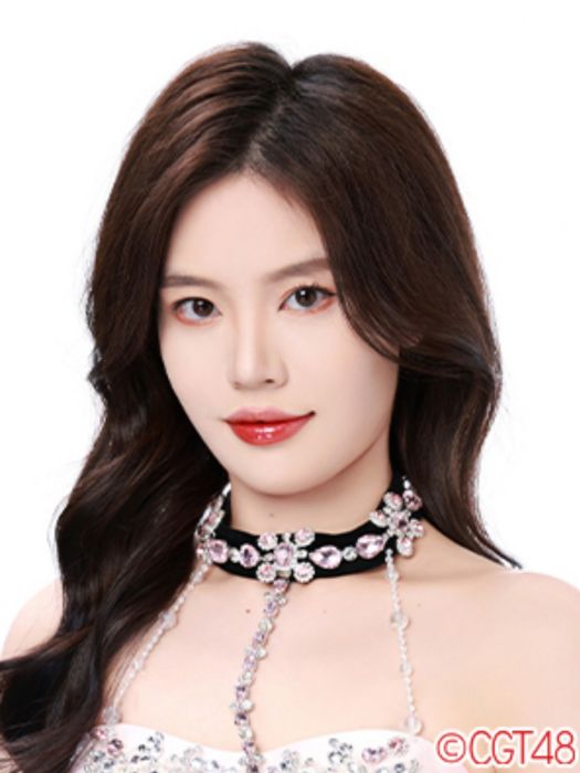 夏瑩(中國女歌手,CGT48成員) 夏瑩(中國女歌手,CGT48成員)