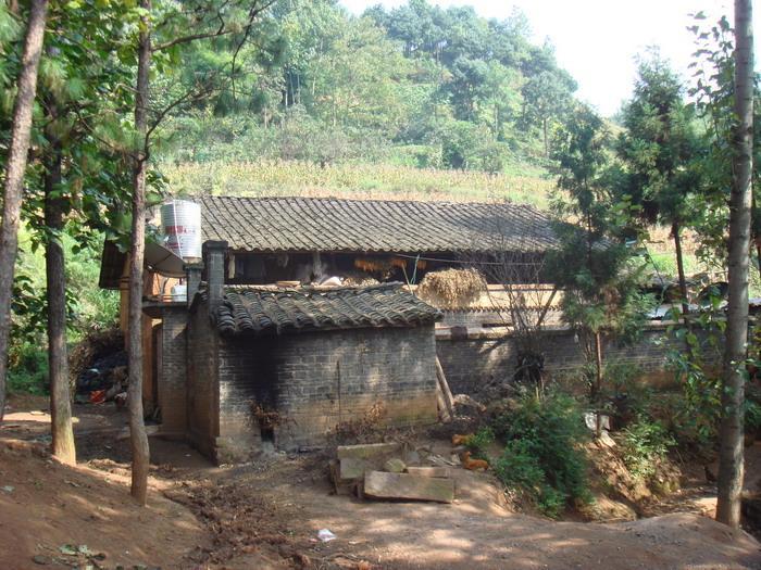 尖角地村(雲南宣威市普立鄉下轄村) 尖角地村(雲南宣威市普立鄉下轄村)