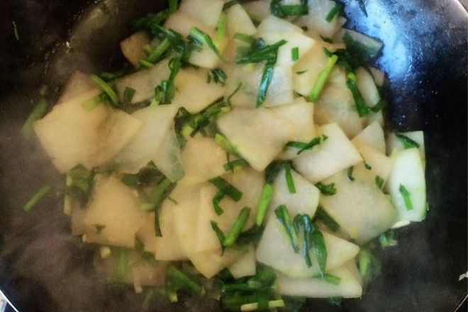 韭菜炒冬瓜 韭菜炒冬瓜