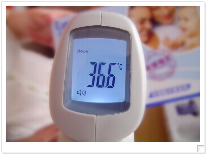 測溫槍測量人體體溫
