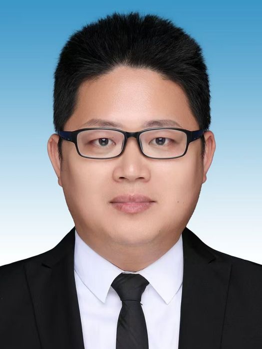 陳川(福建省漳州市南靖縣人民政府辦公室黨組成員、副主任) 陳川(福建省漳州市南靖縣人民政府辦公室黨組成員、副主任)