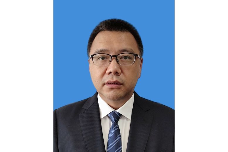 徐強(吉林省延邊州琿春市副市長(掛職)、市政府黨組成員) 徐強(吉林省延邊州琿春市副市長(掛職)、市政府黨組成員)