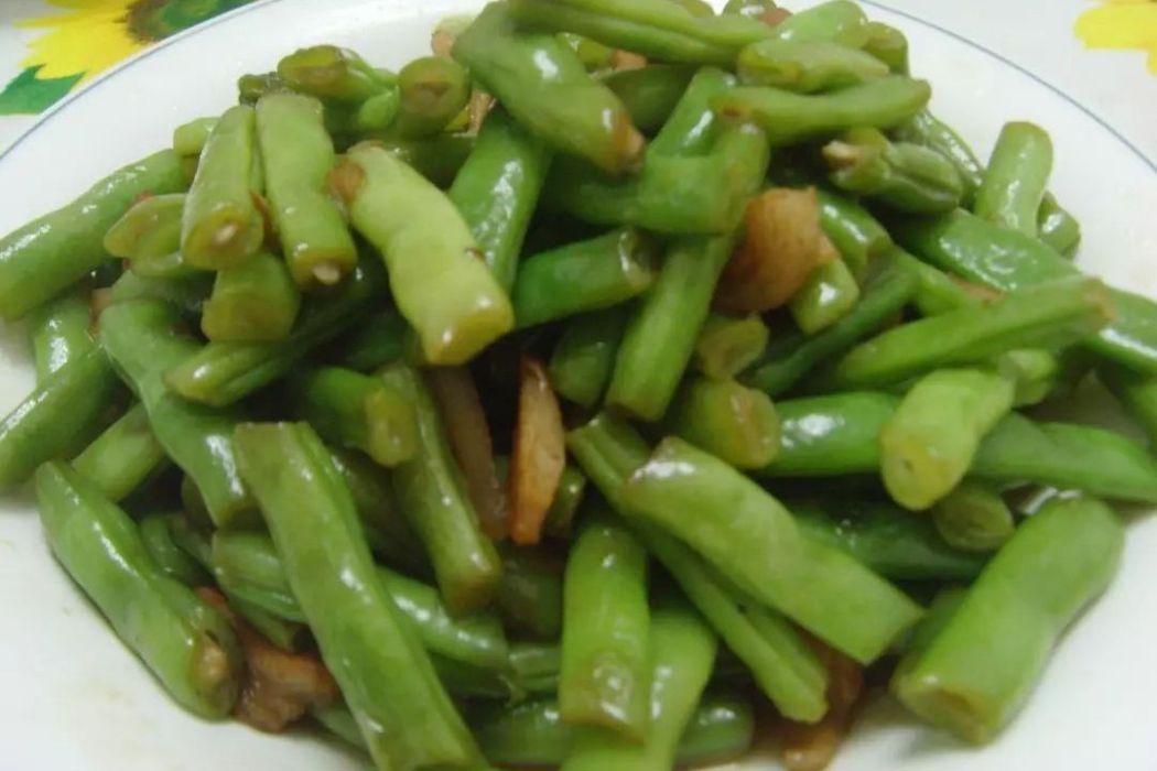 燜扁豆 燜扁豆