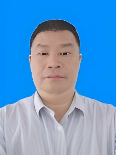 李春曉(江西省贛州市定南縣教育體育局副科級幹部)