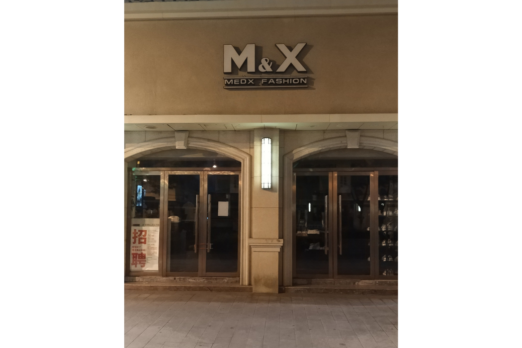 M&X