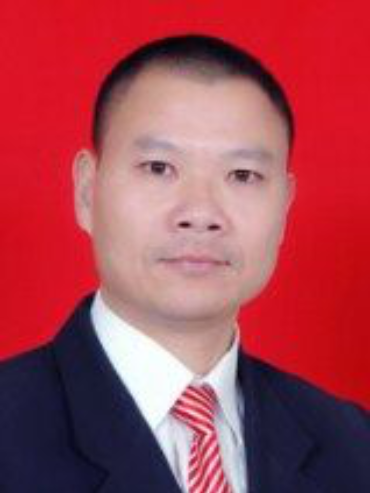 熊偉(雨湖區最佳化人居環境事務中心黨組成員、副主任) 熊偉(雨湖區最佳化人居環境事務中心黨組成員、副主任)