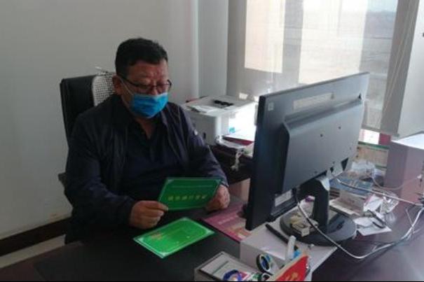 王曉斌(石嘴山市農業綜合執法支隊黨支部書記) 王曉斌(石嘴山市農業綜合執法支隊黨支部書記)