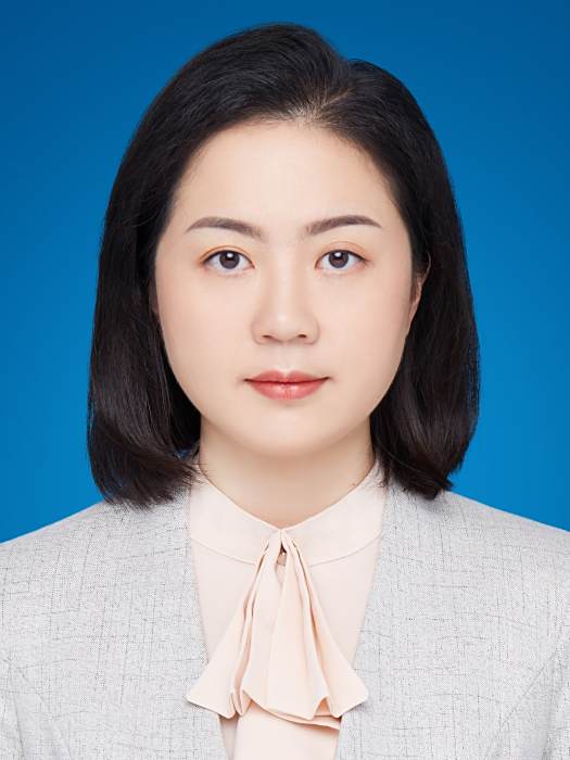 曹華(重慶市大渡口區經濟信息委黨組書記、主任)