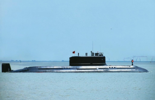 032型201號綜合實驗潛艇